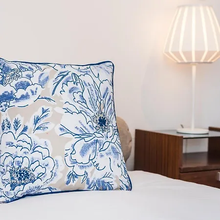 Апартаменты Guestready - Eclectic Haven In The Heart Of