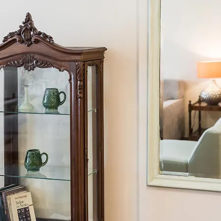 Апартаменты Guestready - Eclectic Haven In The Heart Of Порту