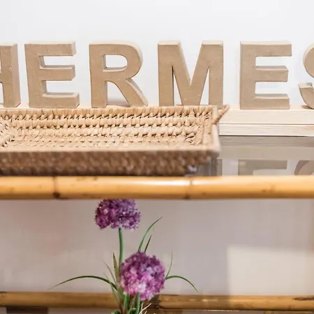 Апартаменты Guestready - Eclectic Haven In The Heart Of *